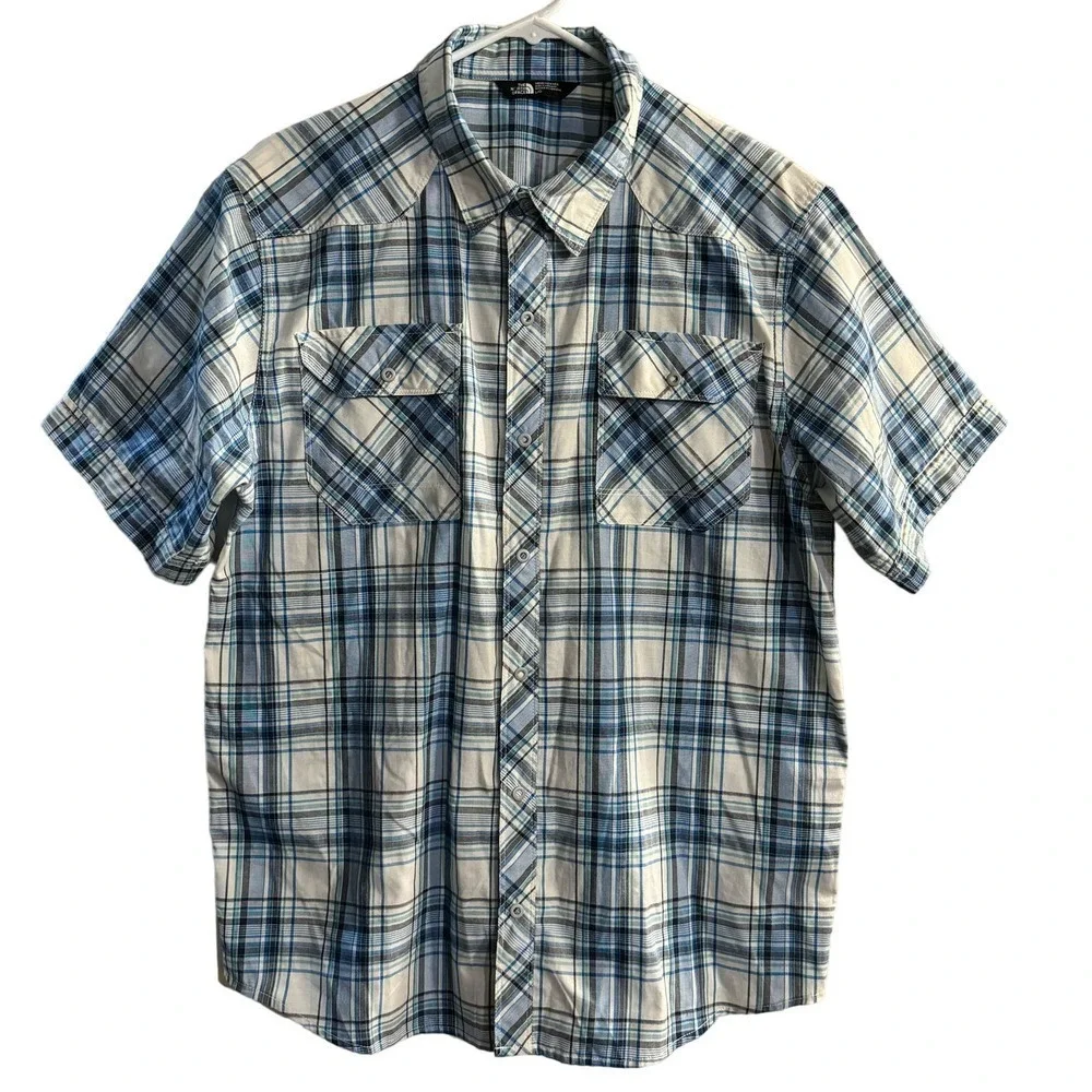 The North Face Plaid Short Sleeve Button Up Casual Men’s Shirt Size Large